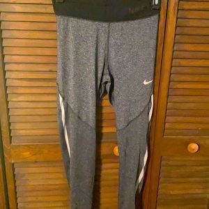 Nike pro hyper cool